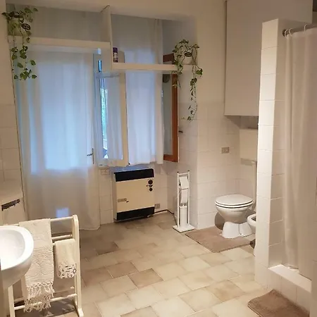 Bed and Breakfast Family 3*